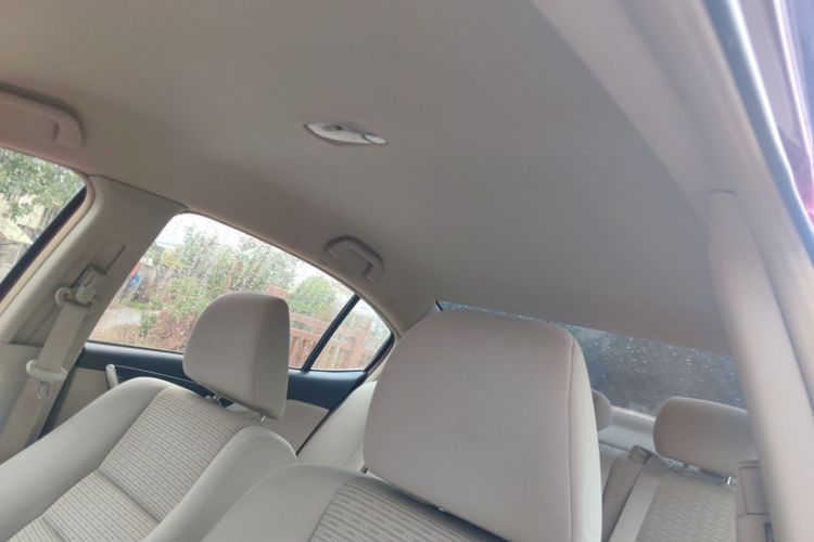 Used Honda Crider 2013 1.8L automatic comfort version Interior 8