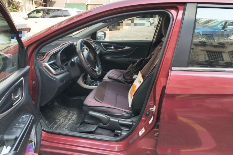 Used Honda Crider 2013 1.8L automatic luxury edition Left Front Seat