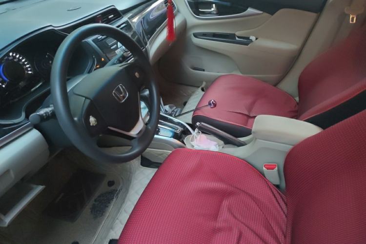 Used Honda Crider 2013 1.8L automatic comfort version Left Front Seat