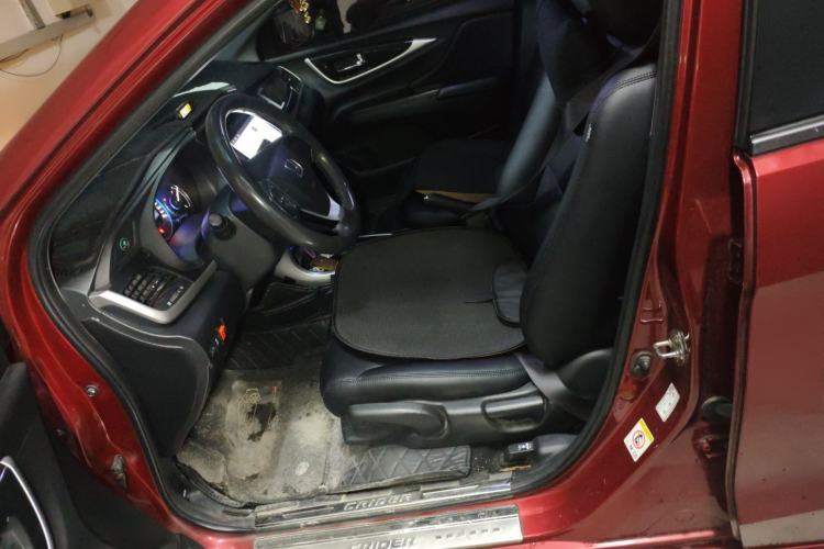 Used Honda Crider 2013 1.8L automatic luxury edition Left Front Seat