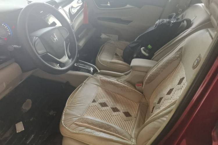 Used Honda Crider 2013 1.8L automatic comfort version Left Front Seat