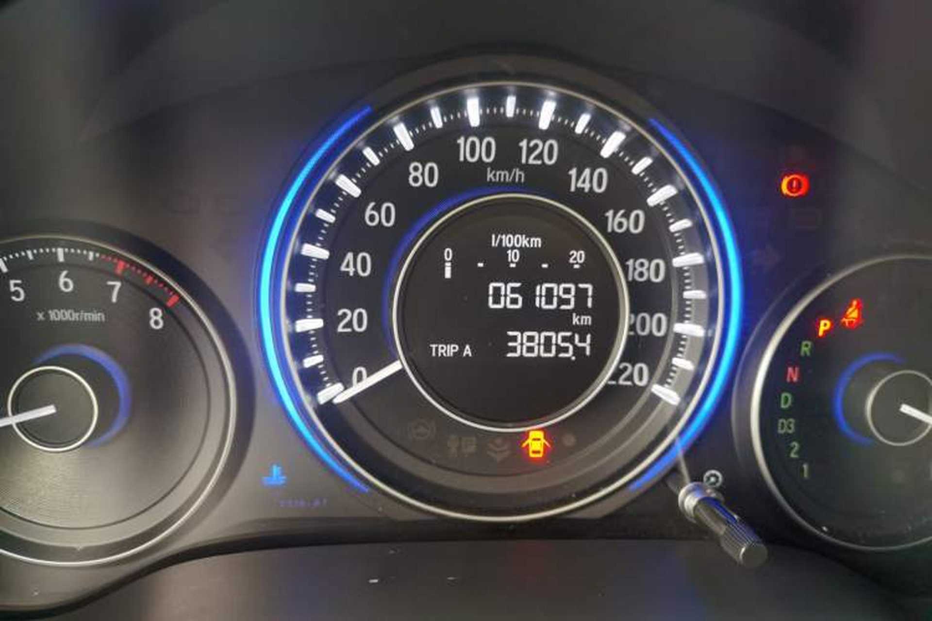 Used Honda Crider 2013 1.8L automatic luxury edition Odometer Close Up