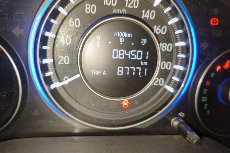 Used Honda Crider 2013 1.8L automatic comfort version Odometer Close Up