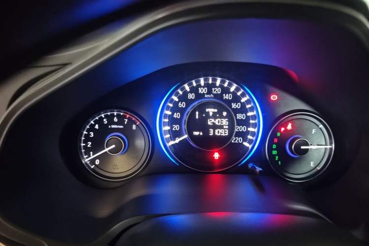 Used Honda Crider 2013 1.8L automatic luxury edition Odometer Close Up