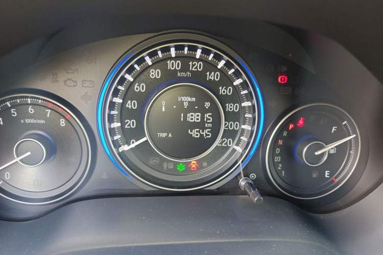 Used Honda Crider 2013 1.8L automatic luxury edition Odometer Close Up