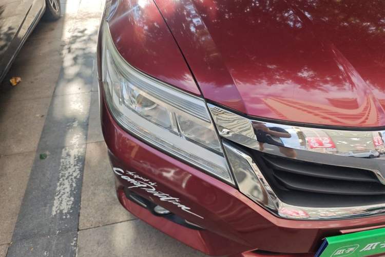 Used Honda Crider 2013 1.8L automatic comfort version Right Front Headlight