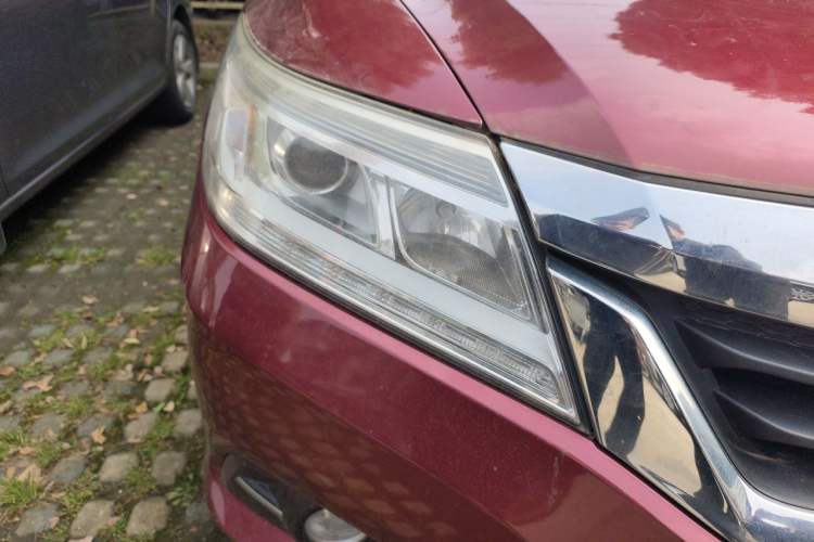 Used Honda Crider 2013 1.8L automatic luxury edition Right Front Headlight