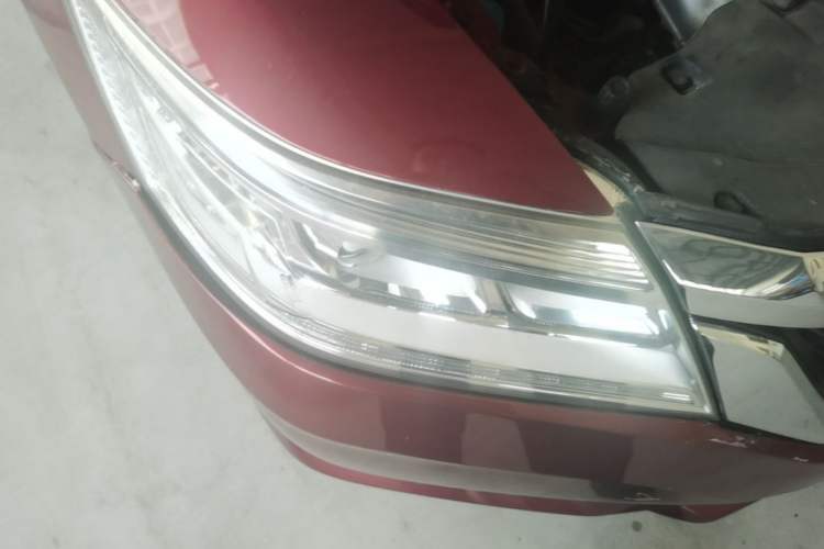 Used Honda Crider 2013 1.8L automatic comfort version Right Front Headlight