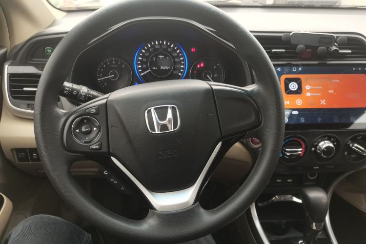 Used Honda Crider 2013 1.8L automatic luxury edition Steering Wheel