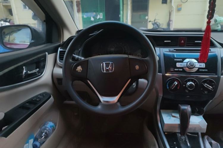 Used Honda Crider 2013 1.8L automatic comfort version Steering Wheel
