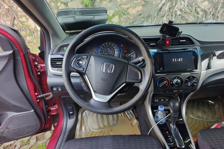 Used Honda Crider 2013 1.8L automatic luxury edition Steering Wheel