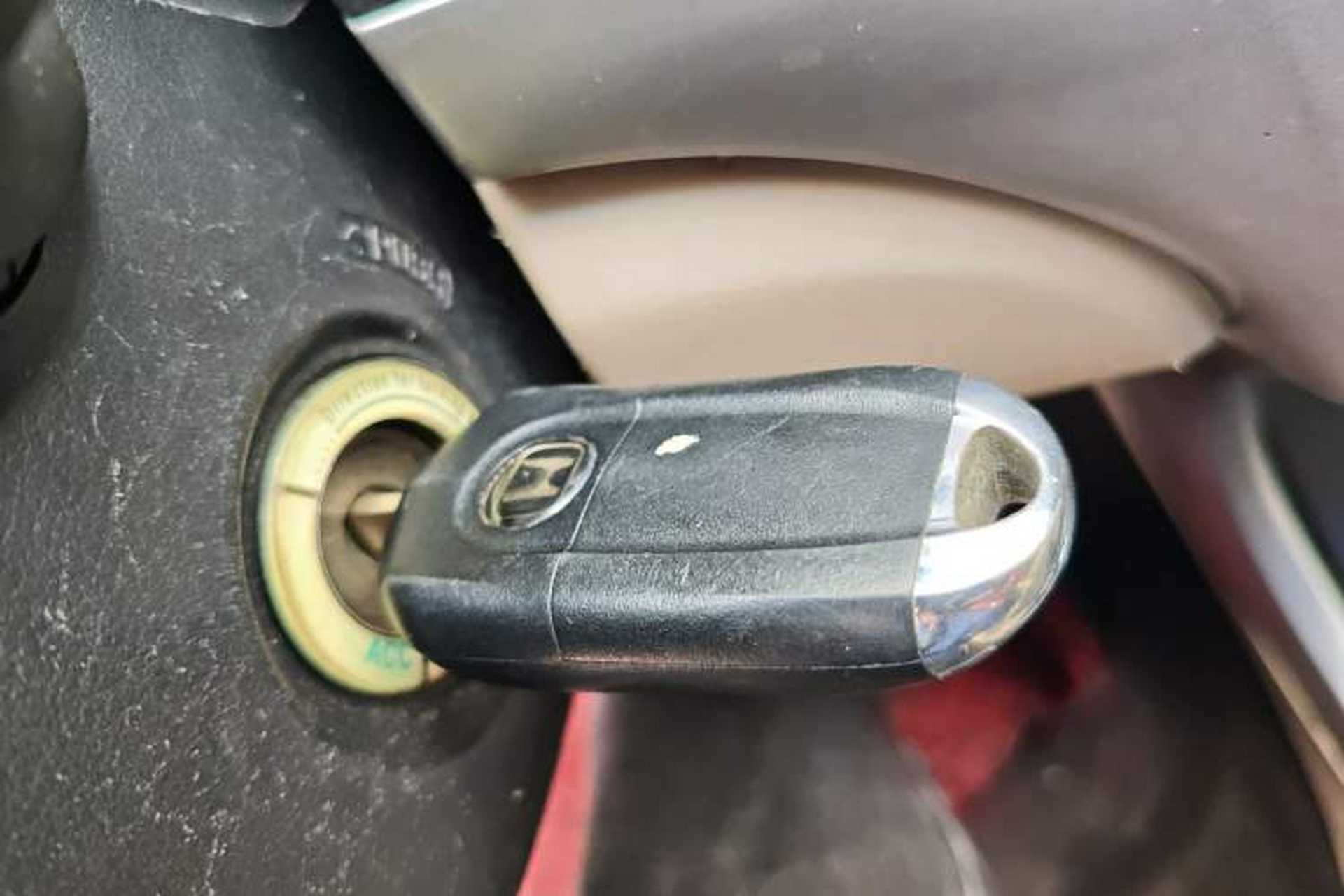 Used Honda Crider 2013 1.8L automatic comfort version Vehicle Key
