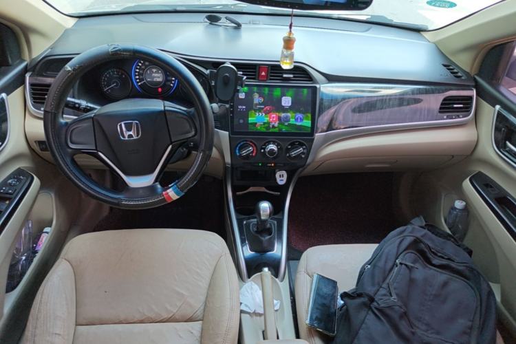 Used Honda Crider 2013 1.8L manual Comfort version Center Console