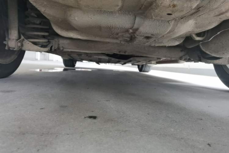 Used Honda Crider 2013 1.8L automatic comfort version Chassis Front Left