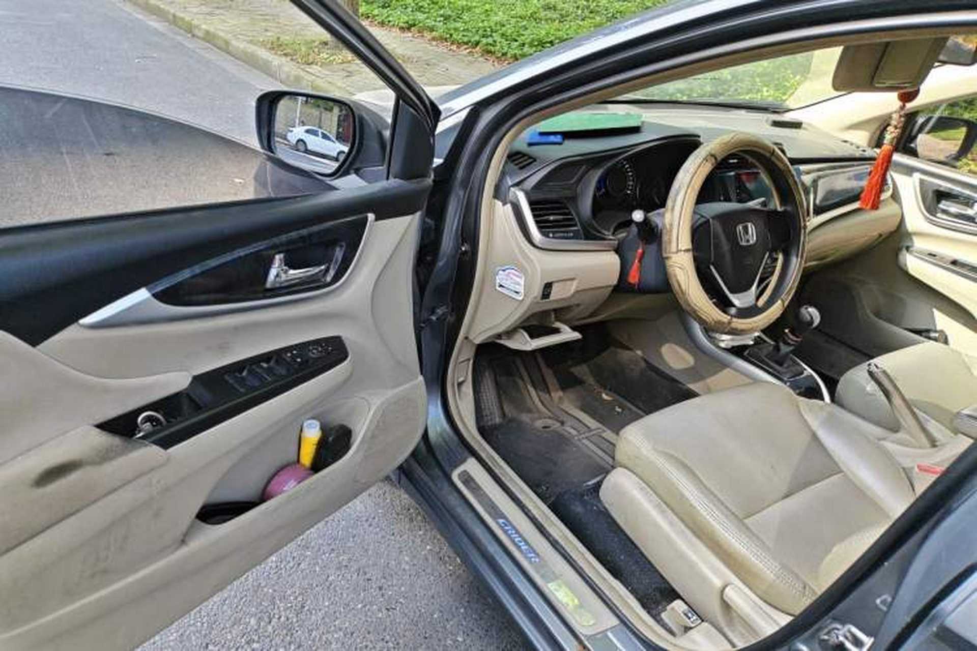 Used Honda Crider 2013 1.8L manual Comfort version Driver Seat