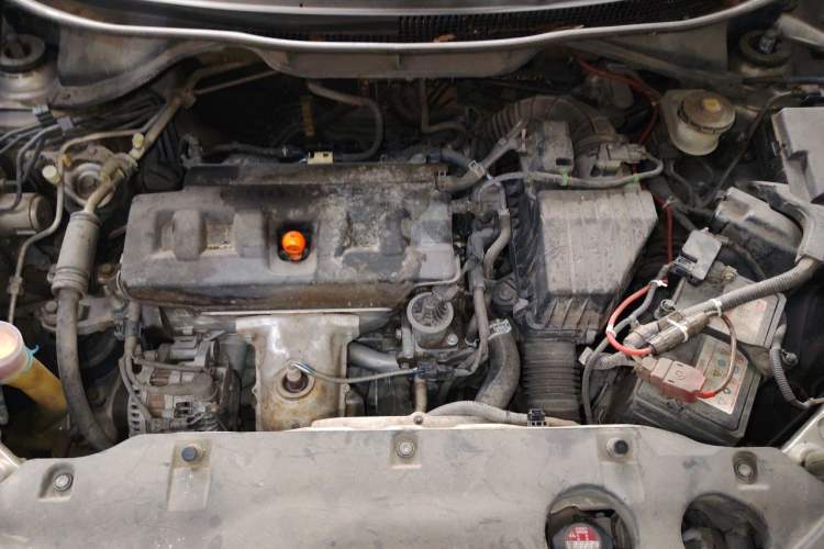 Used Honda Crider 2013 1.8L automatic luxury edition Engine Bay