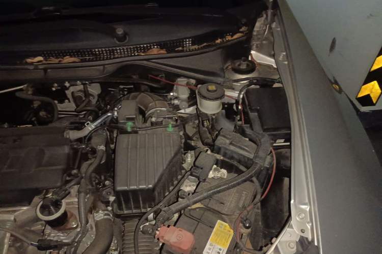 Used Honda Crider 2013 1.8L automatic luxury edition Engine Bay Left