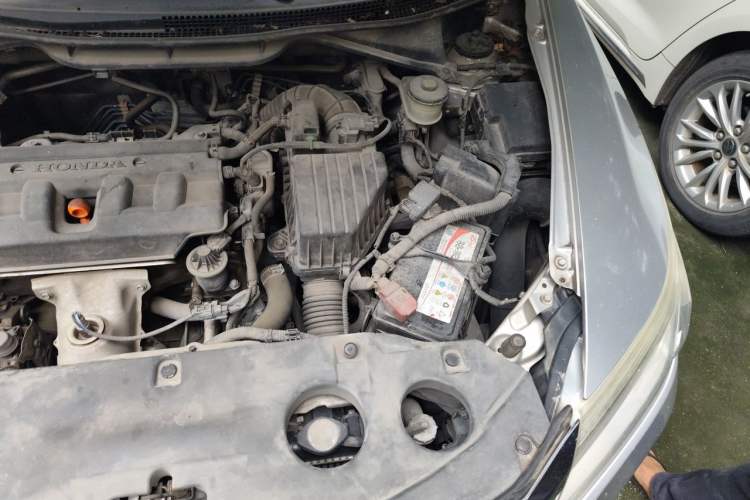 Used Honda Crider 2013 1.8L automatic comfort version Engine Bay Left