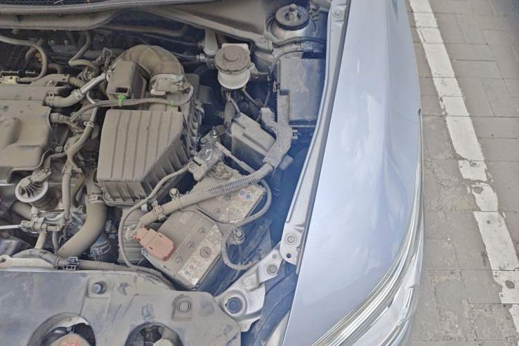 Used Honda Crider 2013 1.8L automatic luxury edition Engine Bay Left