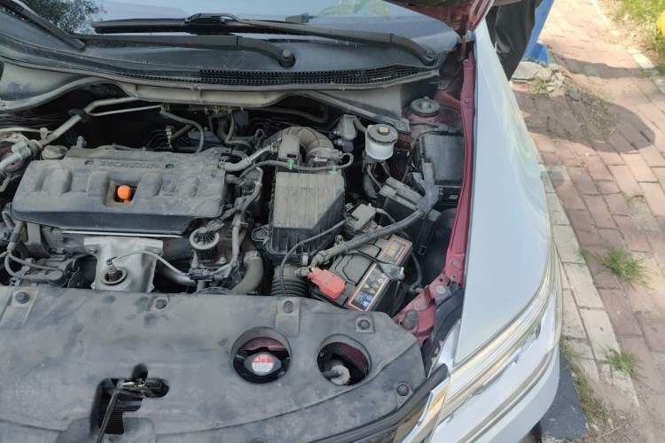 Used Honda Crider 2013 1.8L automatic luxury edition Engine Bay Left