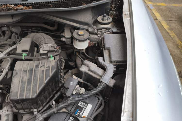 Used Honda Crider 2013 1.8L automatic luxury edition Engine Bay Left