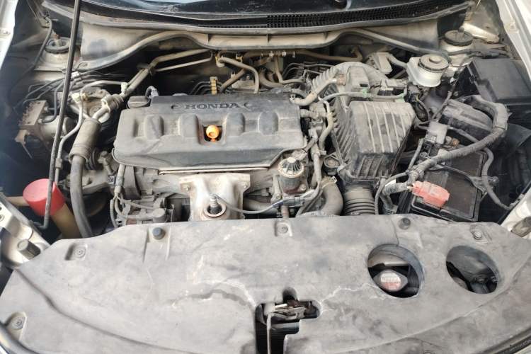 Used Honda Crider 2013 1.8L automatic luxury edition Engine Bay