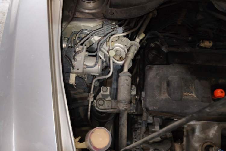 Used Honda Crider 2013 1.8L automatic luxury edition Engine Bay Right