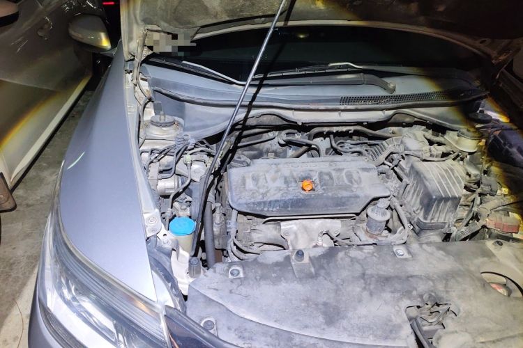 Used Honda Crider 2013 1.8L automatic luxury edition Engine Bay Right