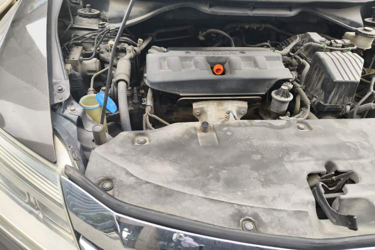 Used Honda Crider 2013 1.8L automatic luxury edition Engine Bay Right