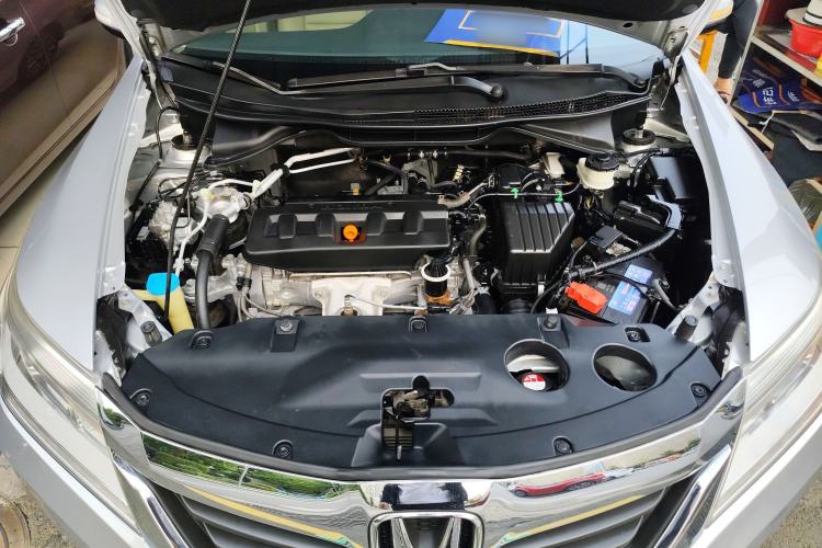 Used Honda Crider 2013 1.8L automatic comfort version Engine Bay