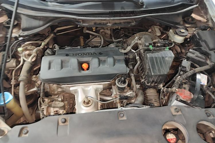 Used Honda Crider 2013 1.8L automatic luxury edition Engine Bay