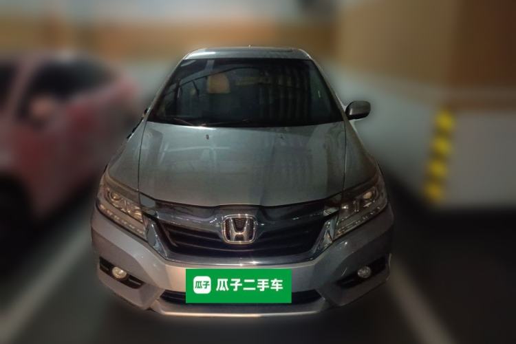 Used Honda Crider 2013 1.8L automatic luxury edition Front