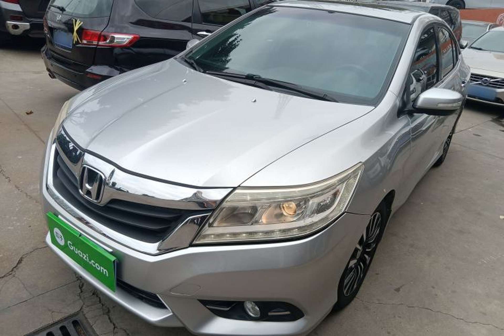 Used Honda Crider 2013 1.8L automatic luxury edition Front Left 45 Deg