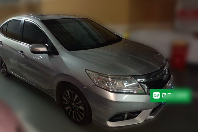 Used Honda Crider 2013 1.8L automatic luxury edition Front Right 45 Deg