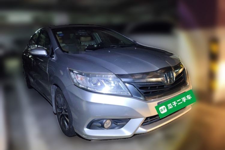 Used Honda Crider 2013 1.8L automatic luxury edition Front Right 45 Deg
