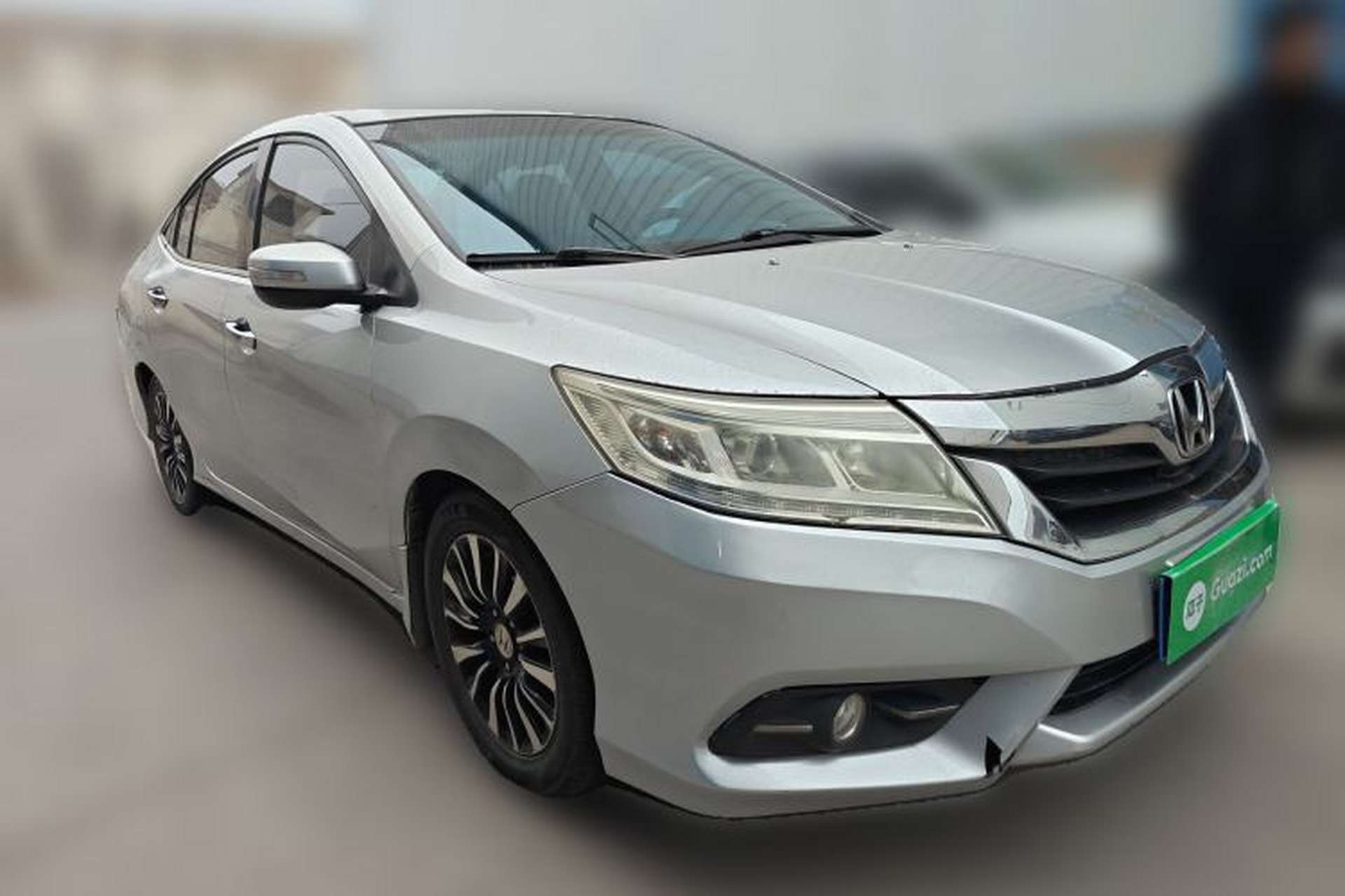 Used Honda Crider 2013 1.8L automatic luxury edition Front Right 45 Deg