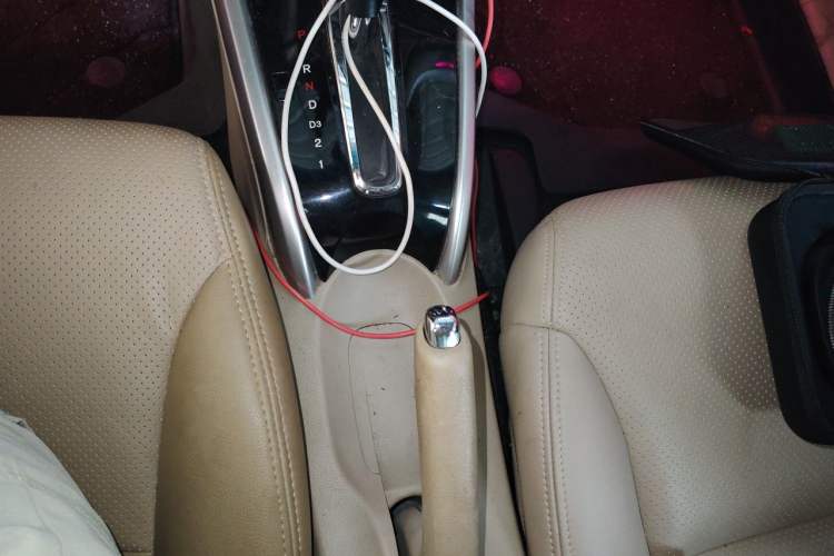 Used Honda Crider 2013 1.8L automatic luxury edition Gear Lever