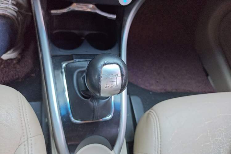 Used Honda Crider 2013 1.8L manual Comfort version Gear Lever