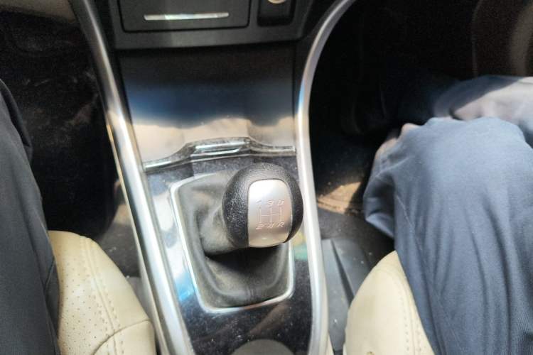 Used Honda Crider 2013 1.8L manual Comfort version Gear Lever