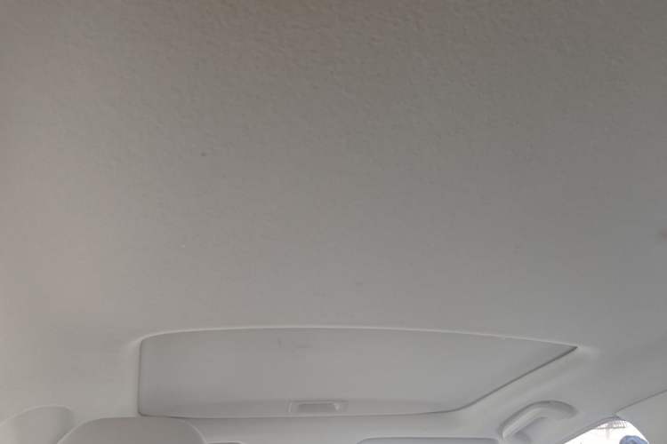 Used Honda Crider 2013 1.8L automatic luxury edition Headliner