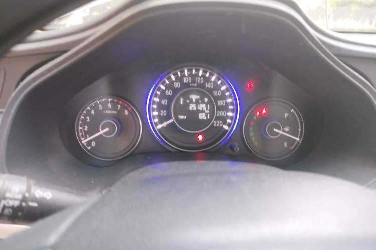Used Honda Crider 2013 1.8L automatic luxury edition Instrument Cluster