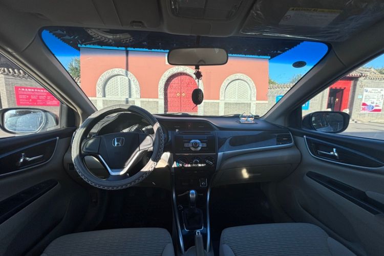 Used Honda Crider 2013 1.8L manual Comfort version Interior 1