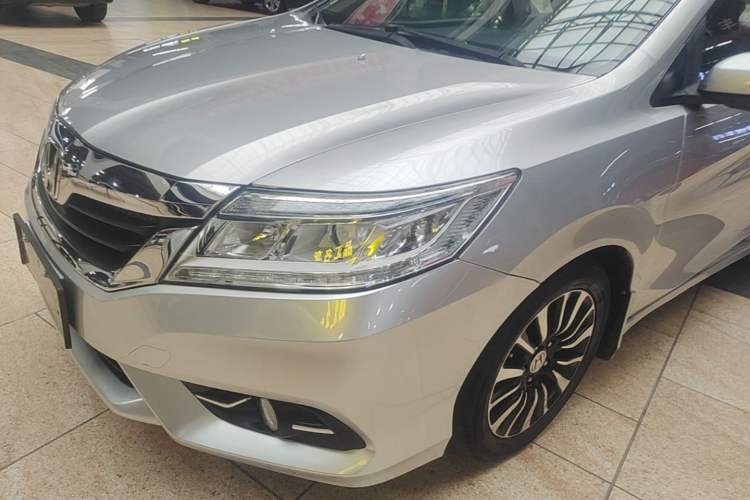 Used Honda Crider 2013 1.8L automatic luxury edition Left Front Headlight