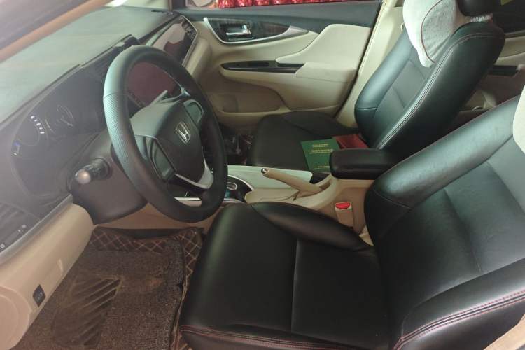 Used Honda Crider 2013 1.8L automatic comfort version Left Front Seat