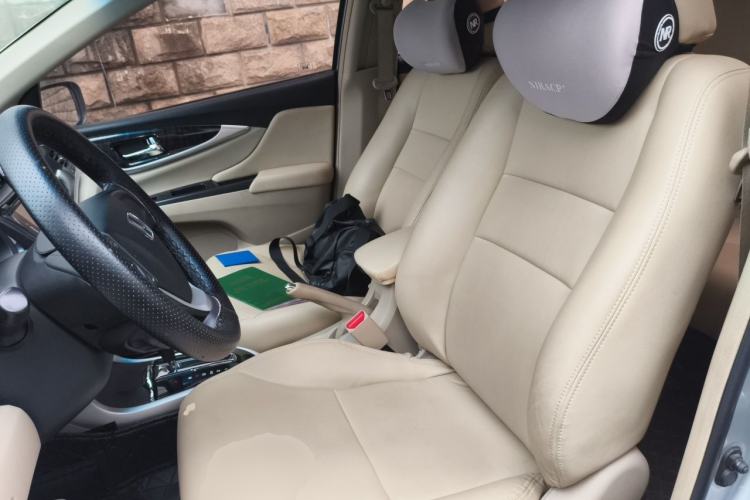 Used Honda Crider 2013 1.8L automatic luxury edition Left Front Seat