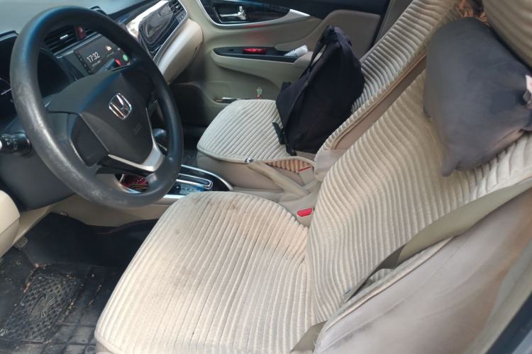 Used Honda Crider 2013 1.8L automatic comfort version Left Front Seat