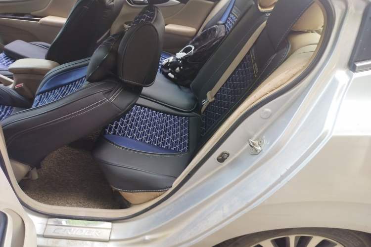 Used Honda Crider 2013 1.8L automatic luxury edition Left Rear Seat