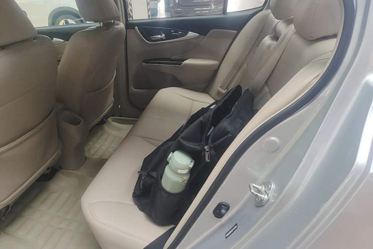 Used Honda Crider 2013 1.8L automatic luxury edition Left Rear Seat