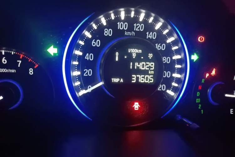 Used Honda Crider 2013 1.8L automatic luxury edition Odometer Close Up