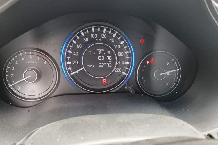 Used Honda Crider 2013 1.8L automatic luxury edition Odometer Close Up